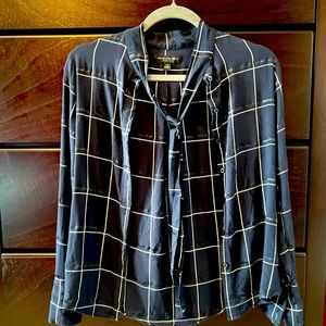Banana Republic Blue Plaid Dillon Shirt With Tie Around Neck XS
